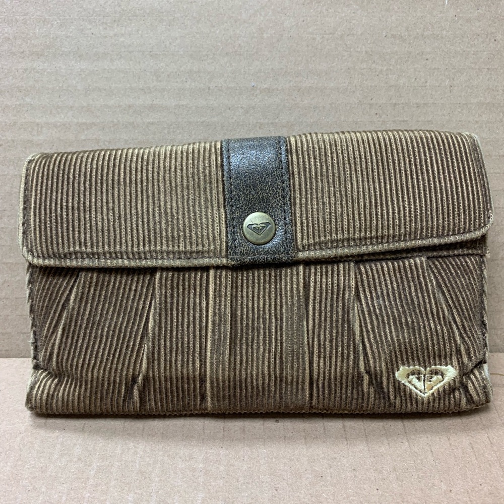 Roxy brown wallet